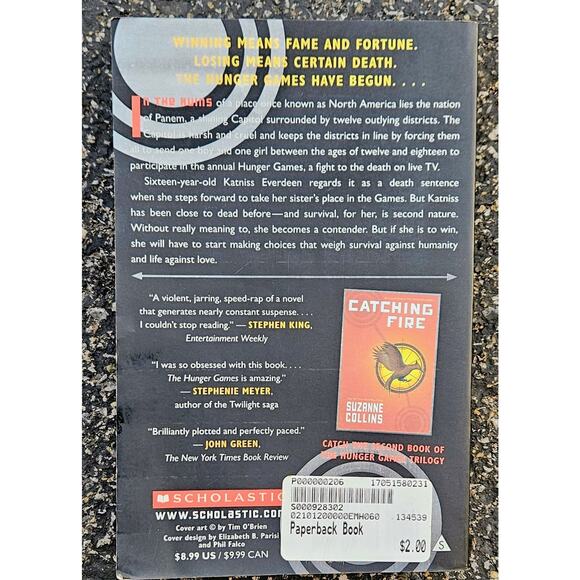 The Hunger Games Paperback Book 1 Of 3 Suzanne Collins MINT - Picture 2 of 5